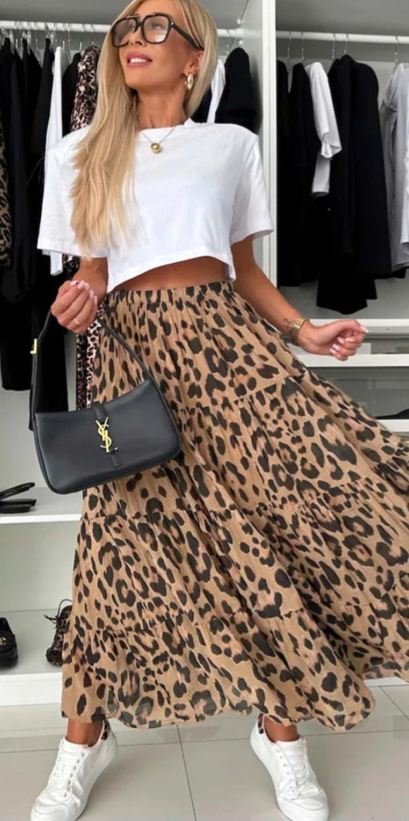 Leopard skirt