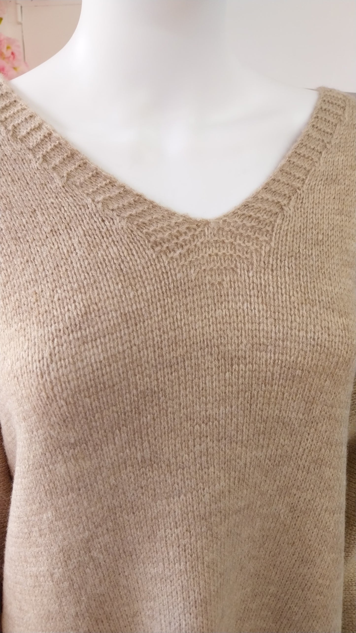 V neck slouch jumper