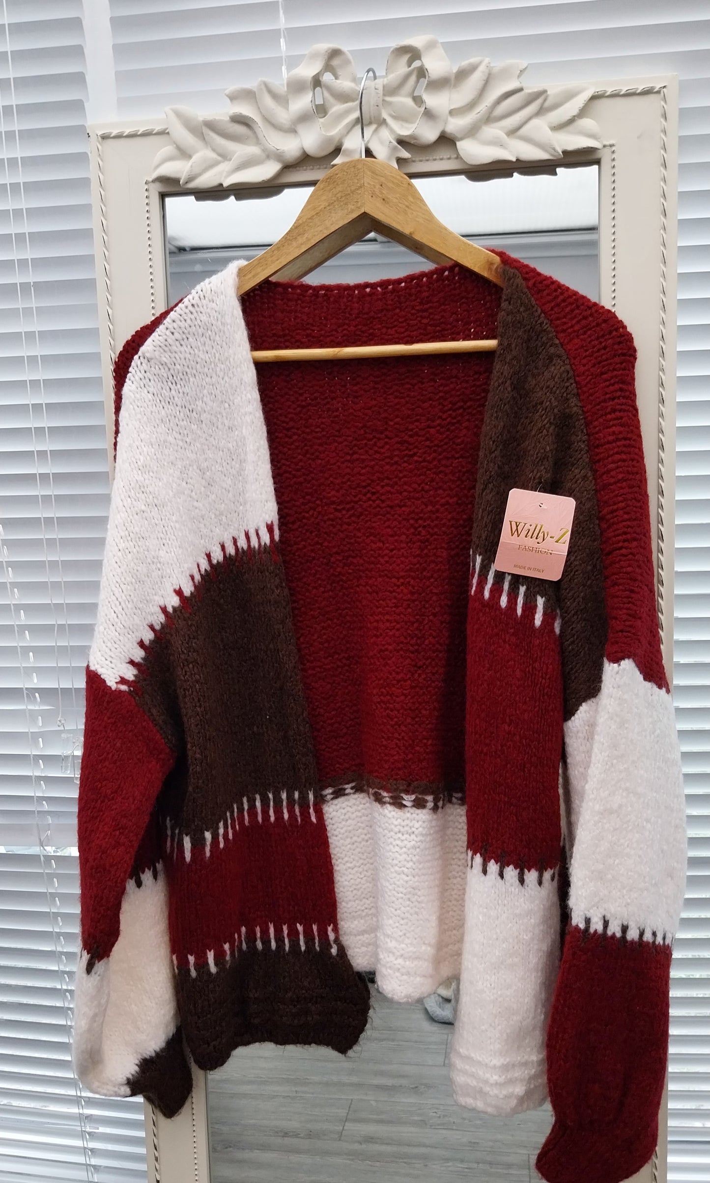 Knitted cardigan