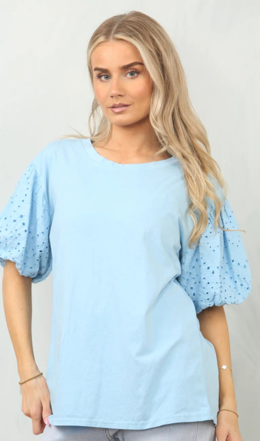 Puff sleeve tshirt
