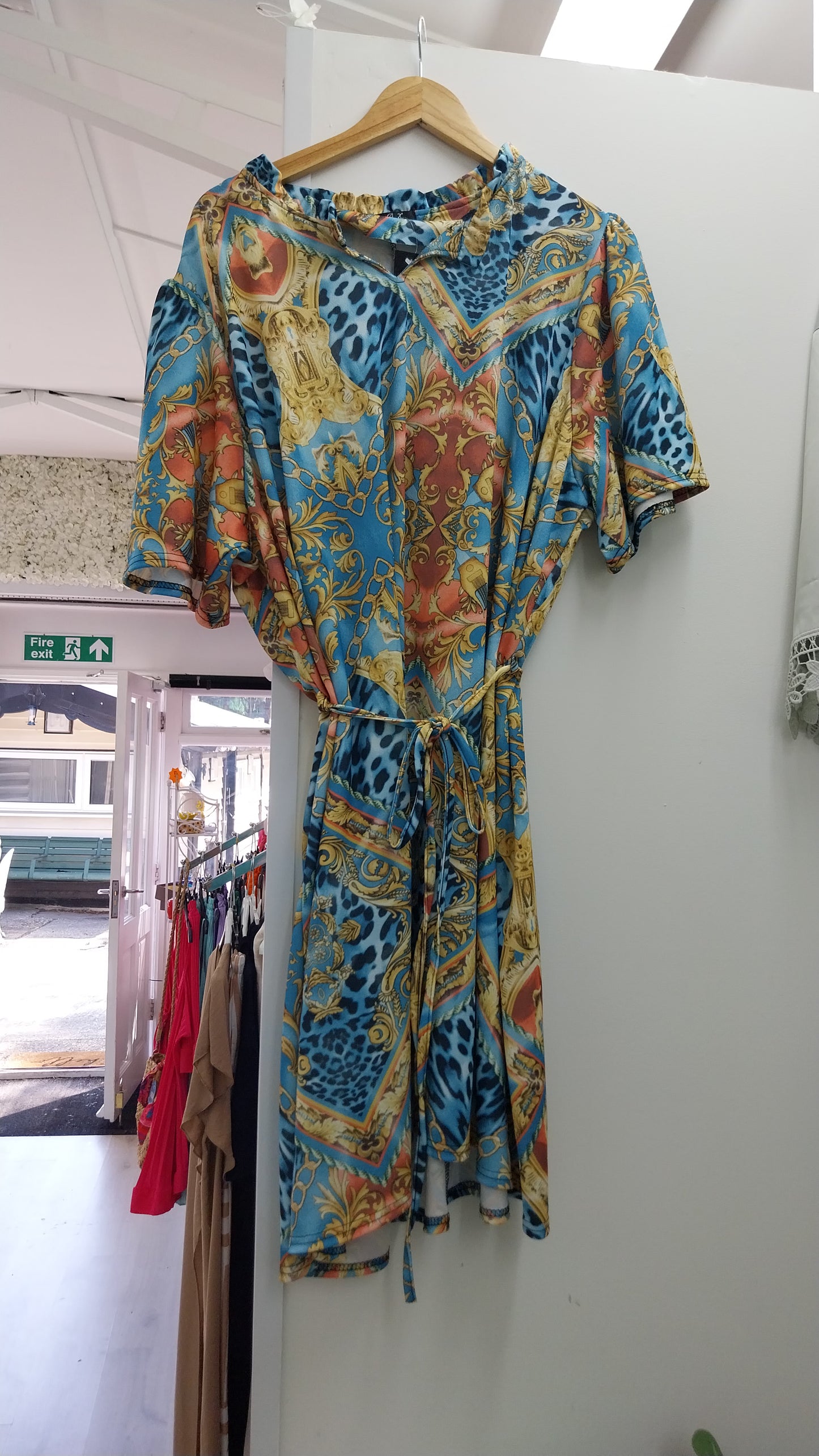 Curve print dresses