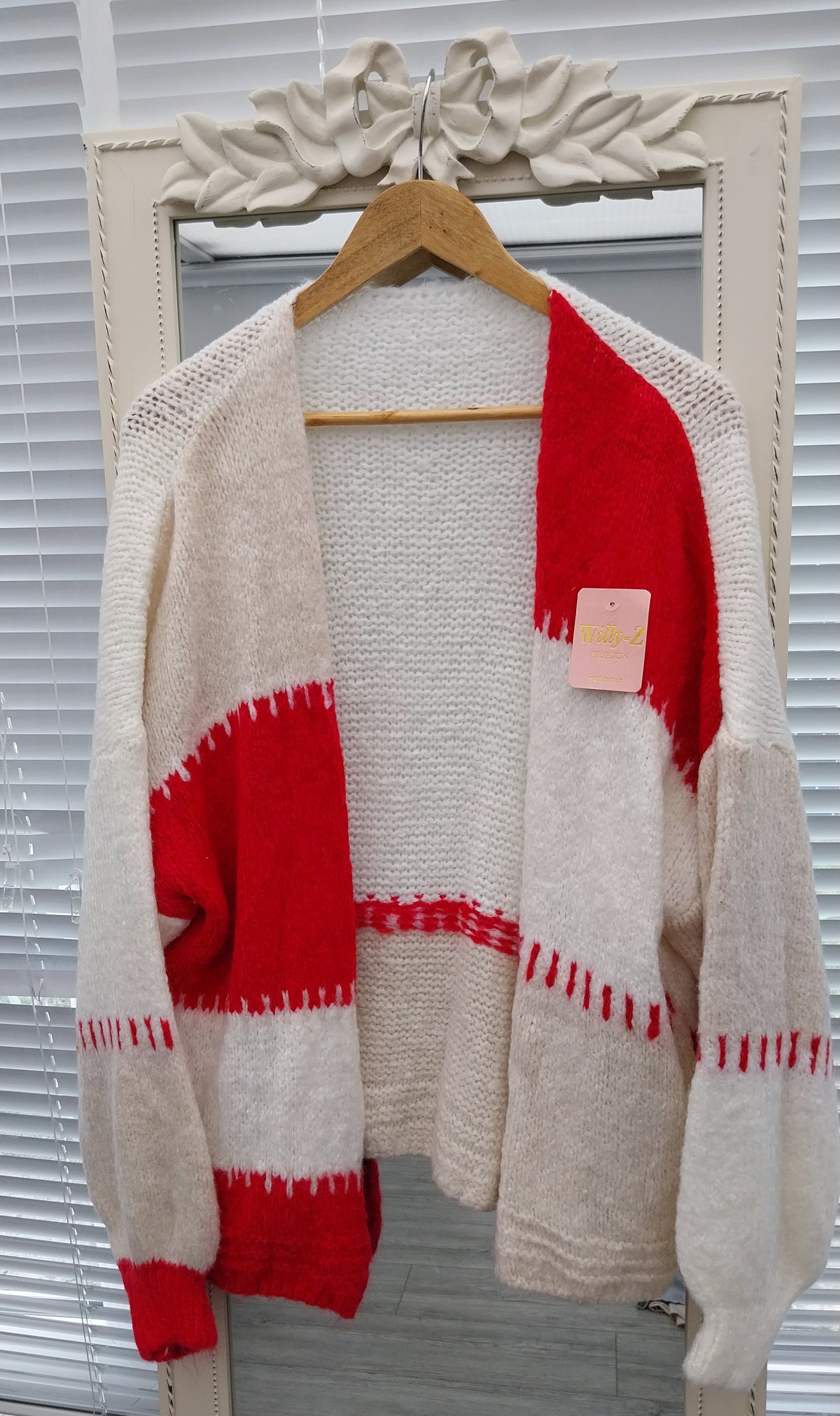 Knitted cardigan