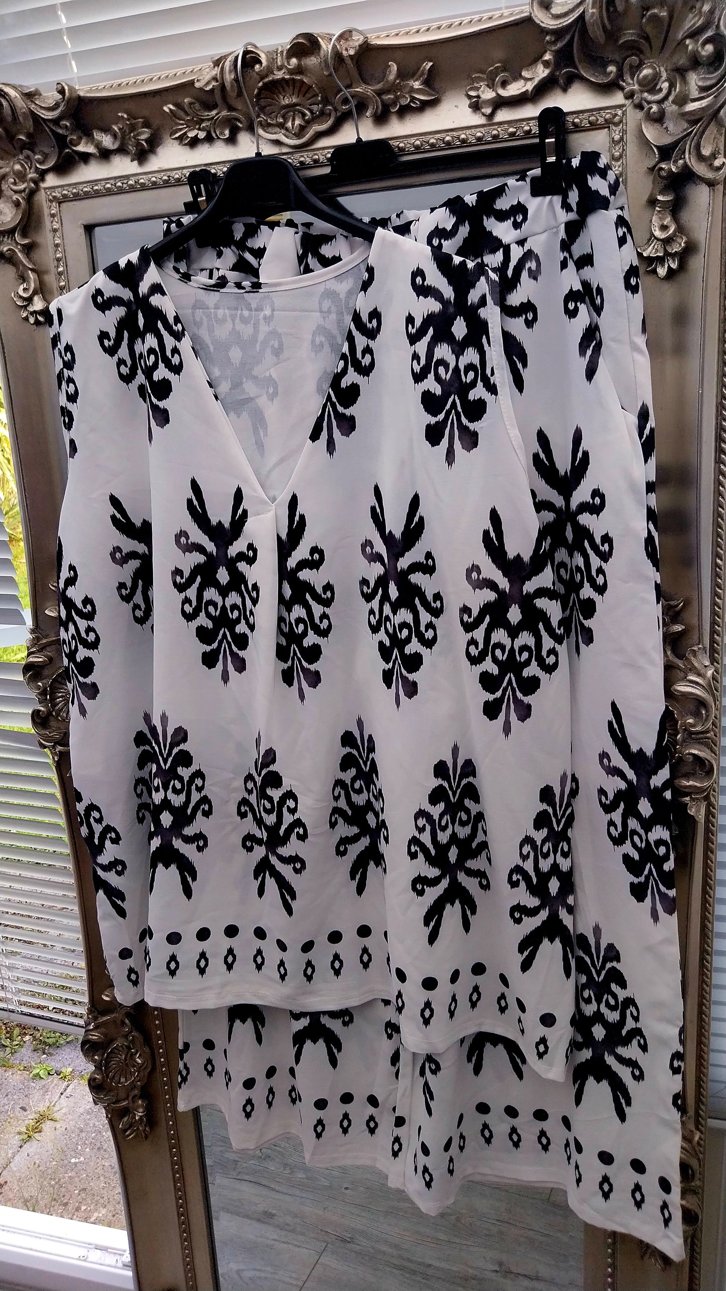 V neck co-ord set
