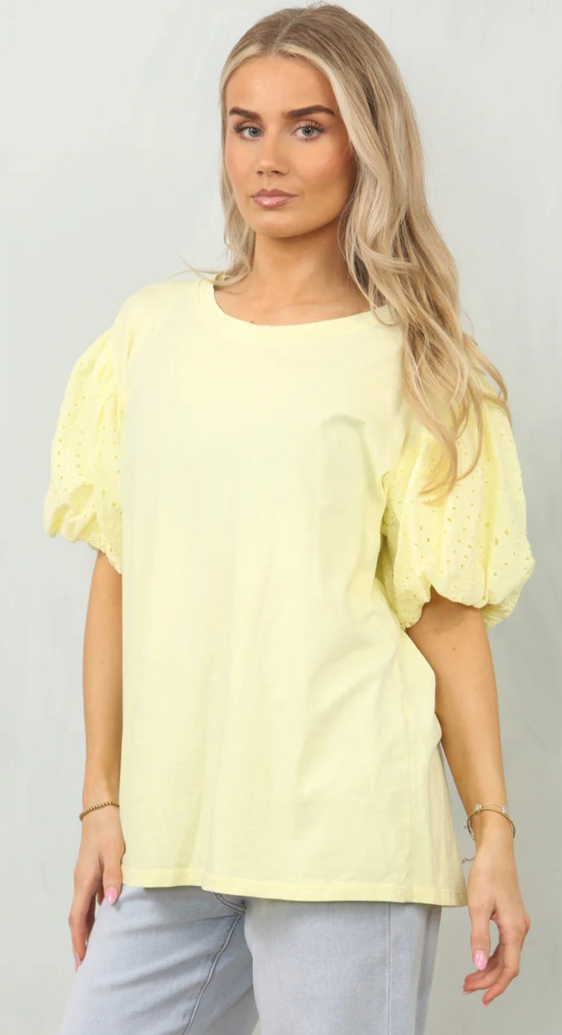 Puff sleeve tshirt