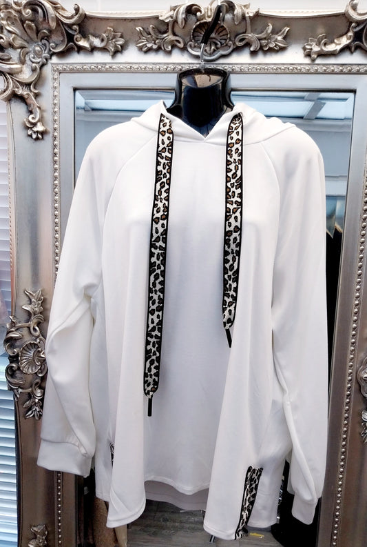 Leopard trim hoodie