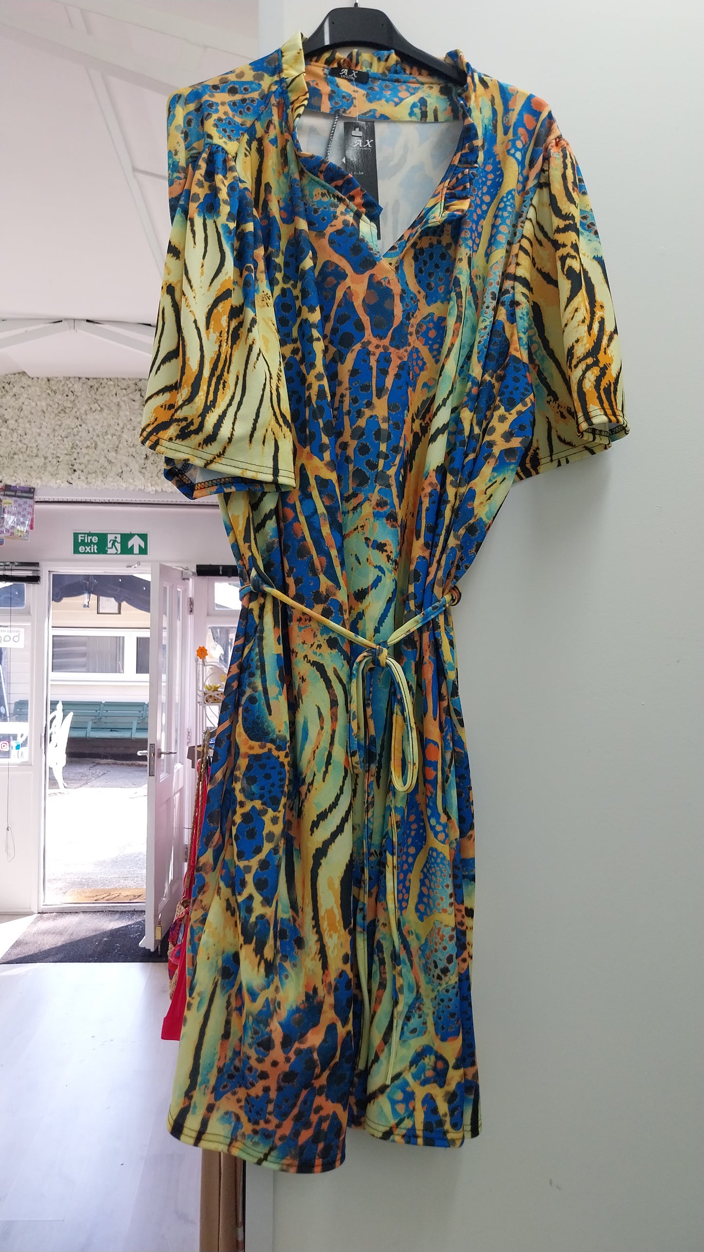 Curve print dresses